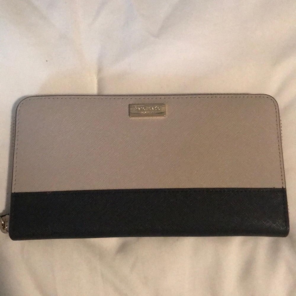 Kate Spade Leather Wallet
